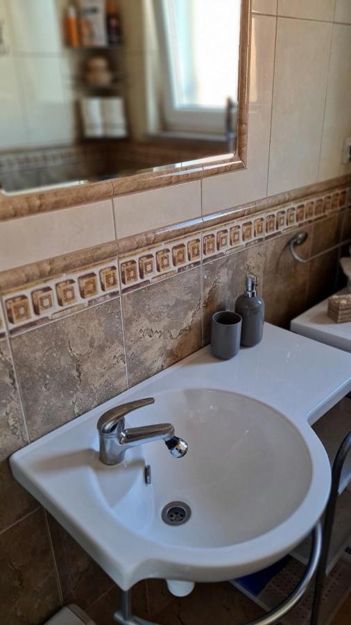 Apartments Albatross نوفاليا المظهر الخارجي الصورة