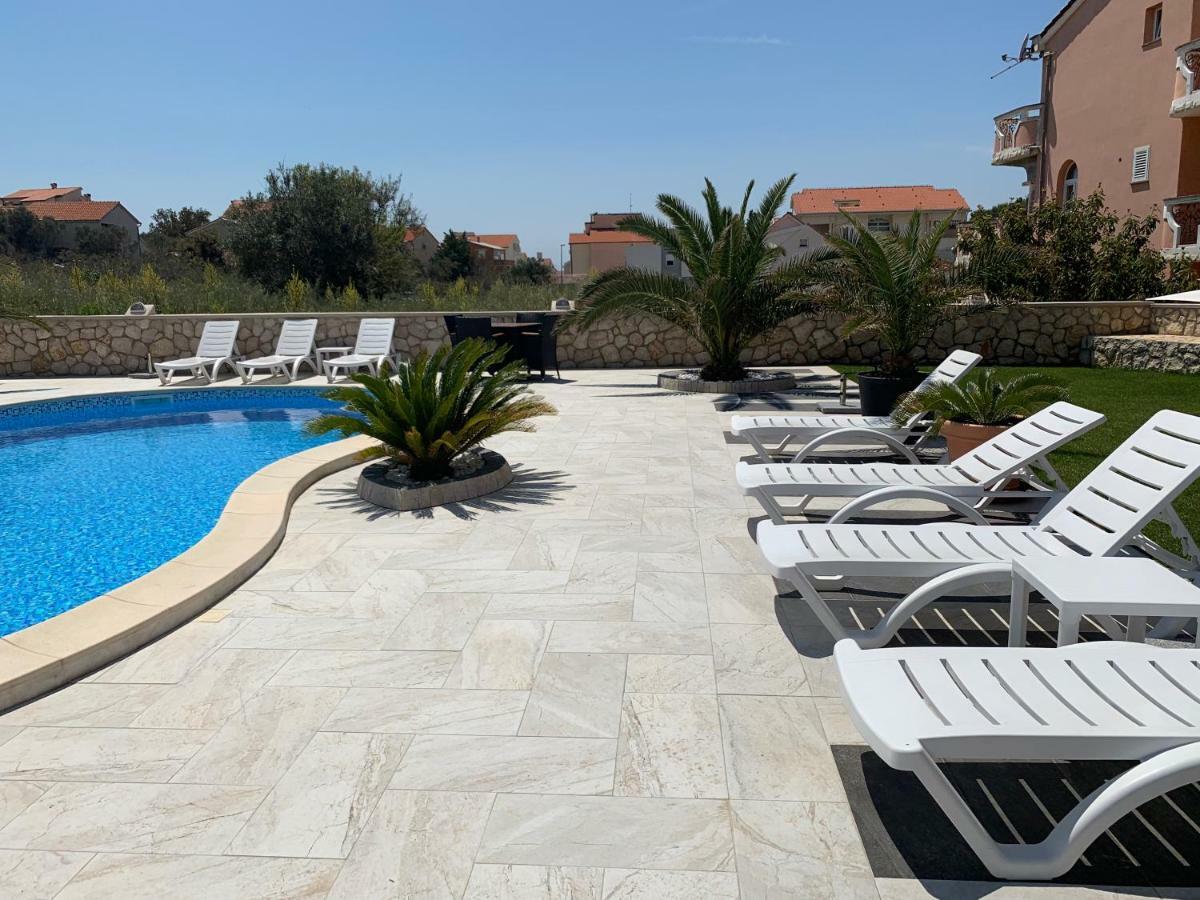 Apartments Albatross نوفاليا المظهر الخارجي الصورة