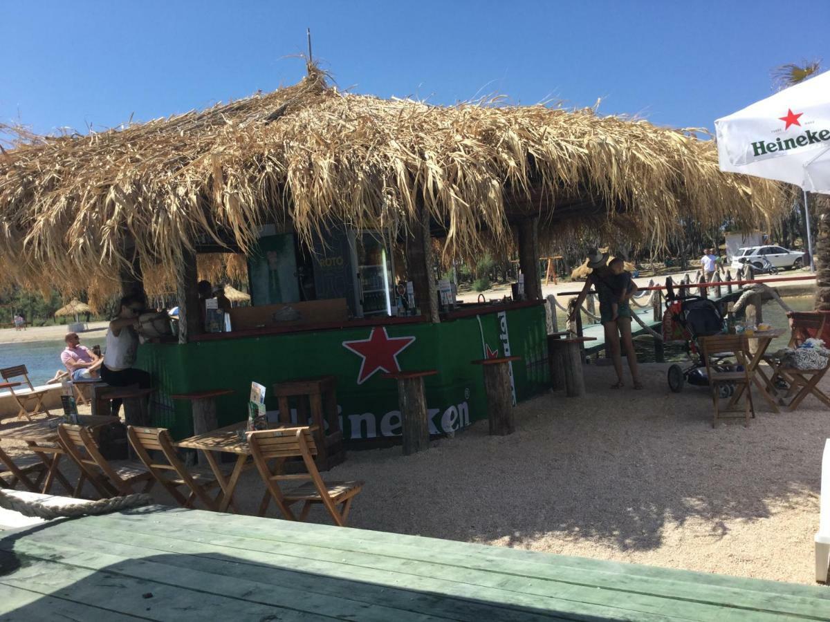 Apartments Albatross نوفاليا المظهر الخارجي الصورة