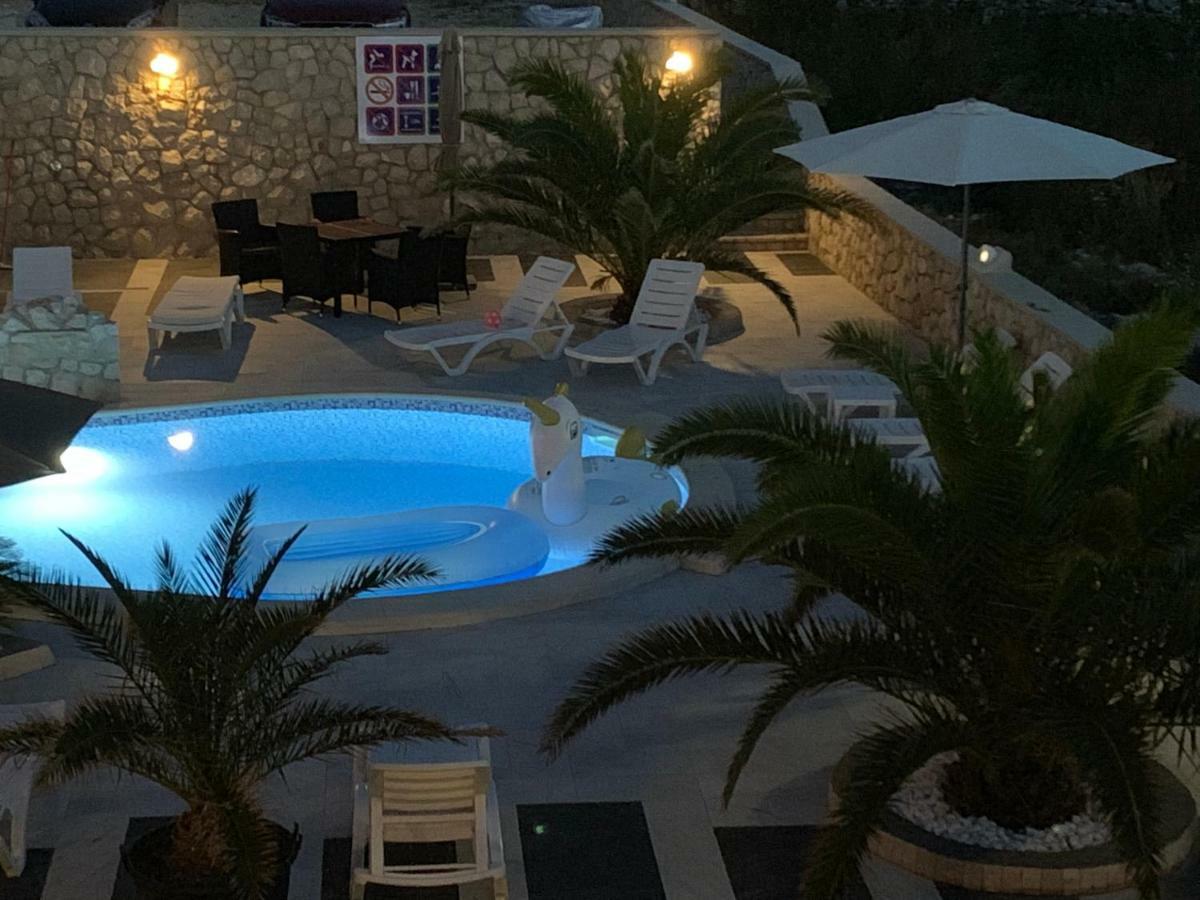 Apartments Albatross نوفاليا المظهر الخارجي الصورة